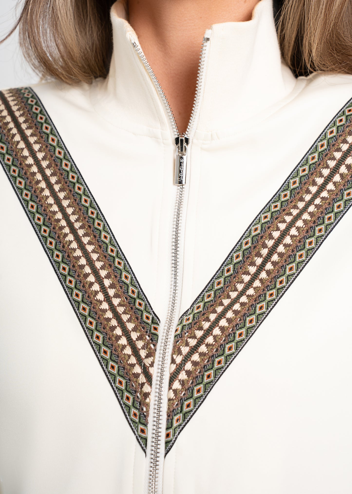 EMBROIDERED RETRO TRACKSUIT SET - Cream