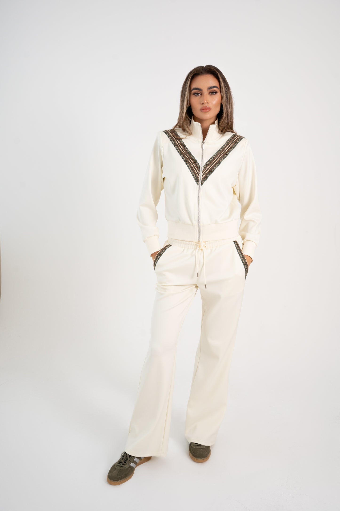 EMBROIDERED RETRO TRACKSUIT SET - Cream